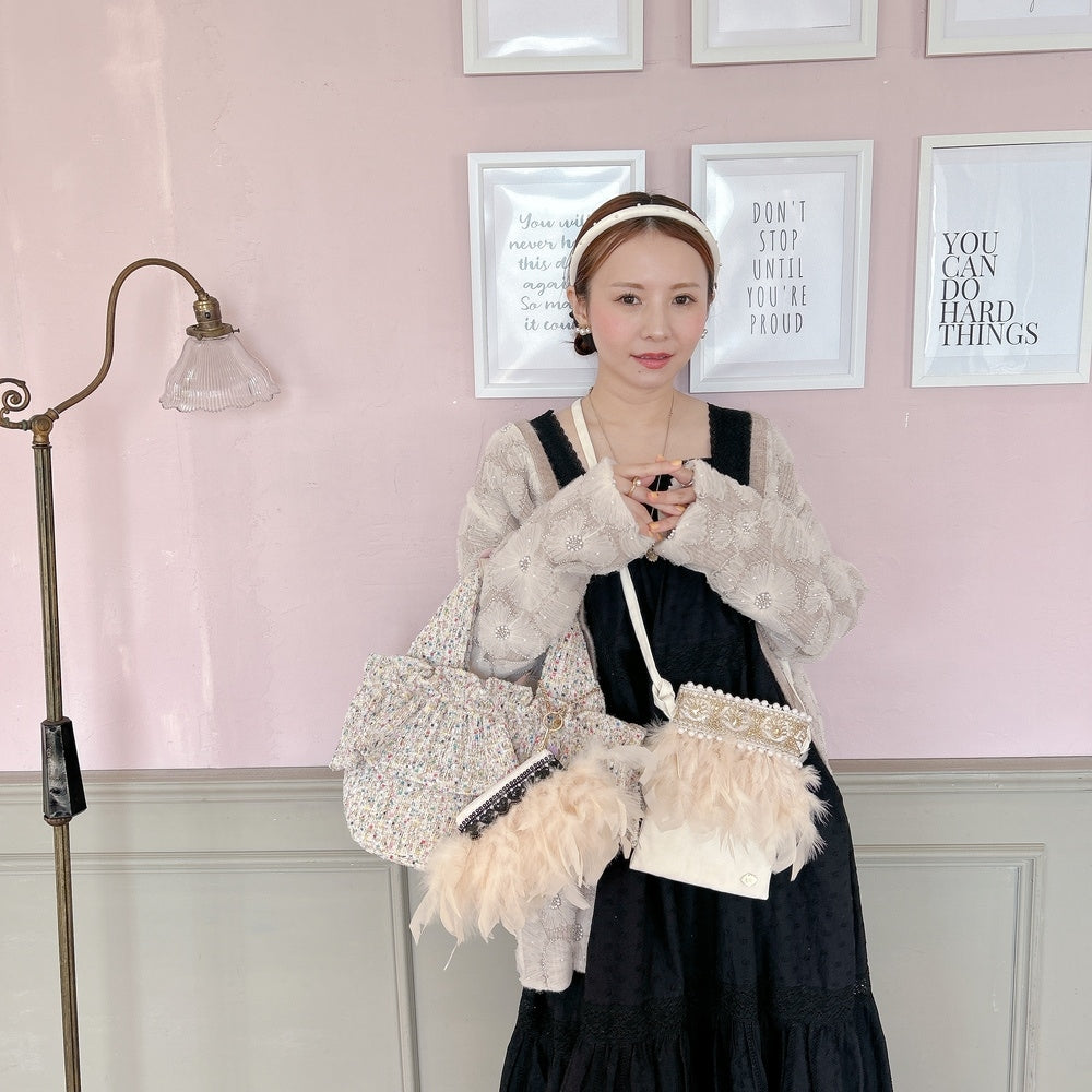 ミニサコッシュ Wintry Meghan アイボリー＆ホワイト