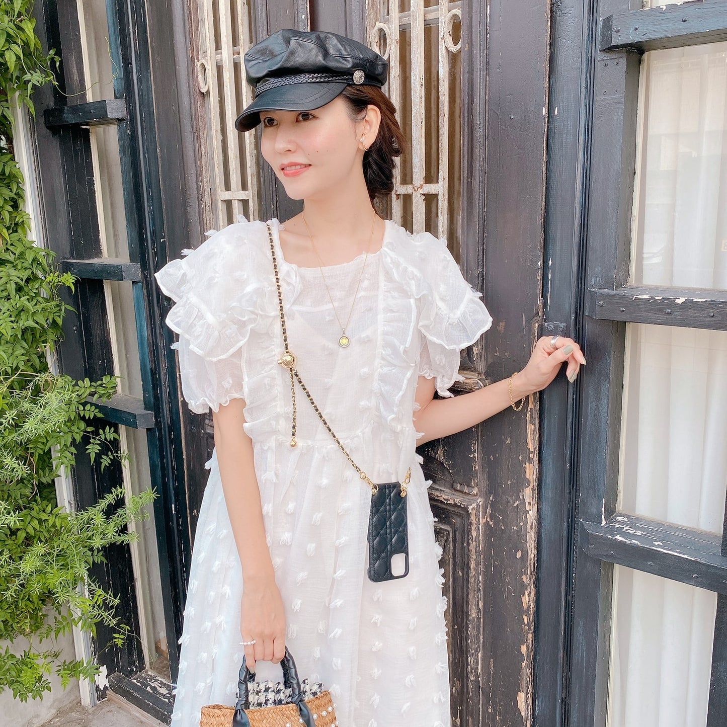 チェーンスマホケース Lady Chic