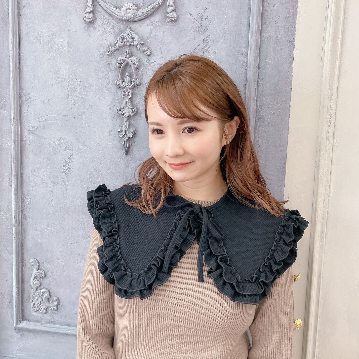 Waffle Frill Collar