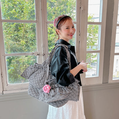 ブローチ Tweedy Emma