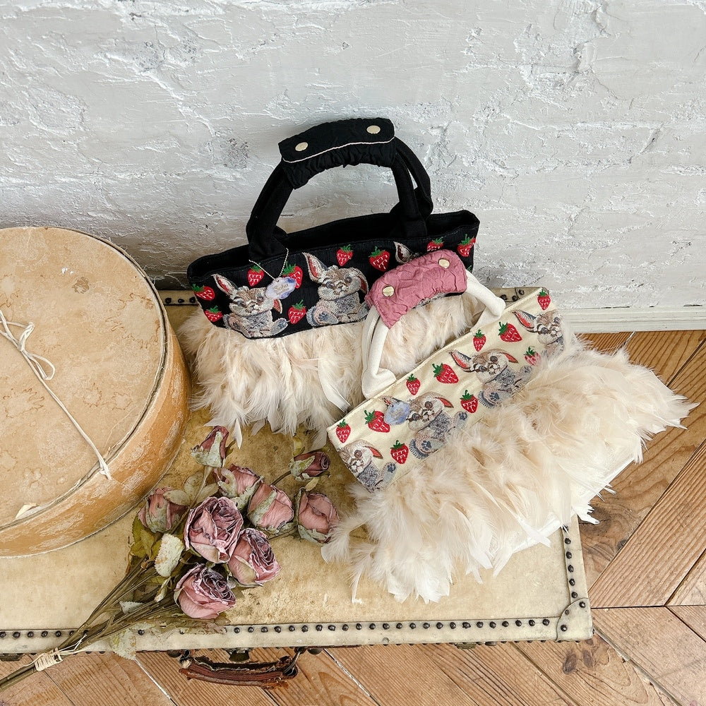 パイプトート Very Berry Bunny