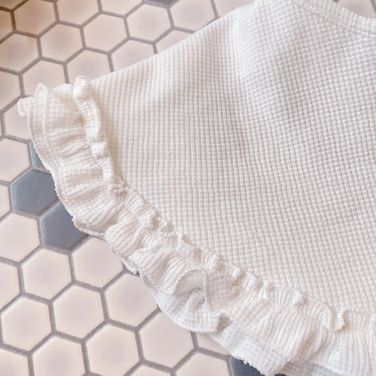 Waffle Frill Collar