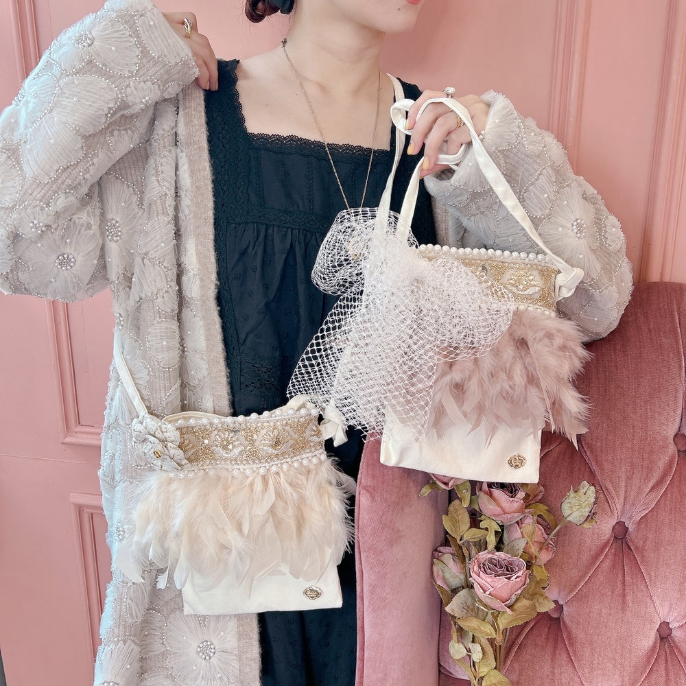 ミニサコッシュ Wintry Meghan アイボリー＆ホワイト