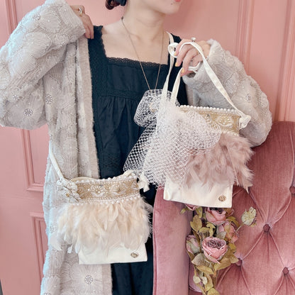 ミニサコッシュ Wintry Meghan アイボリー＆ホワイト