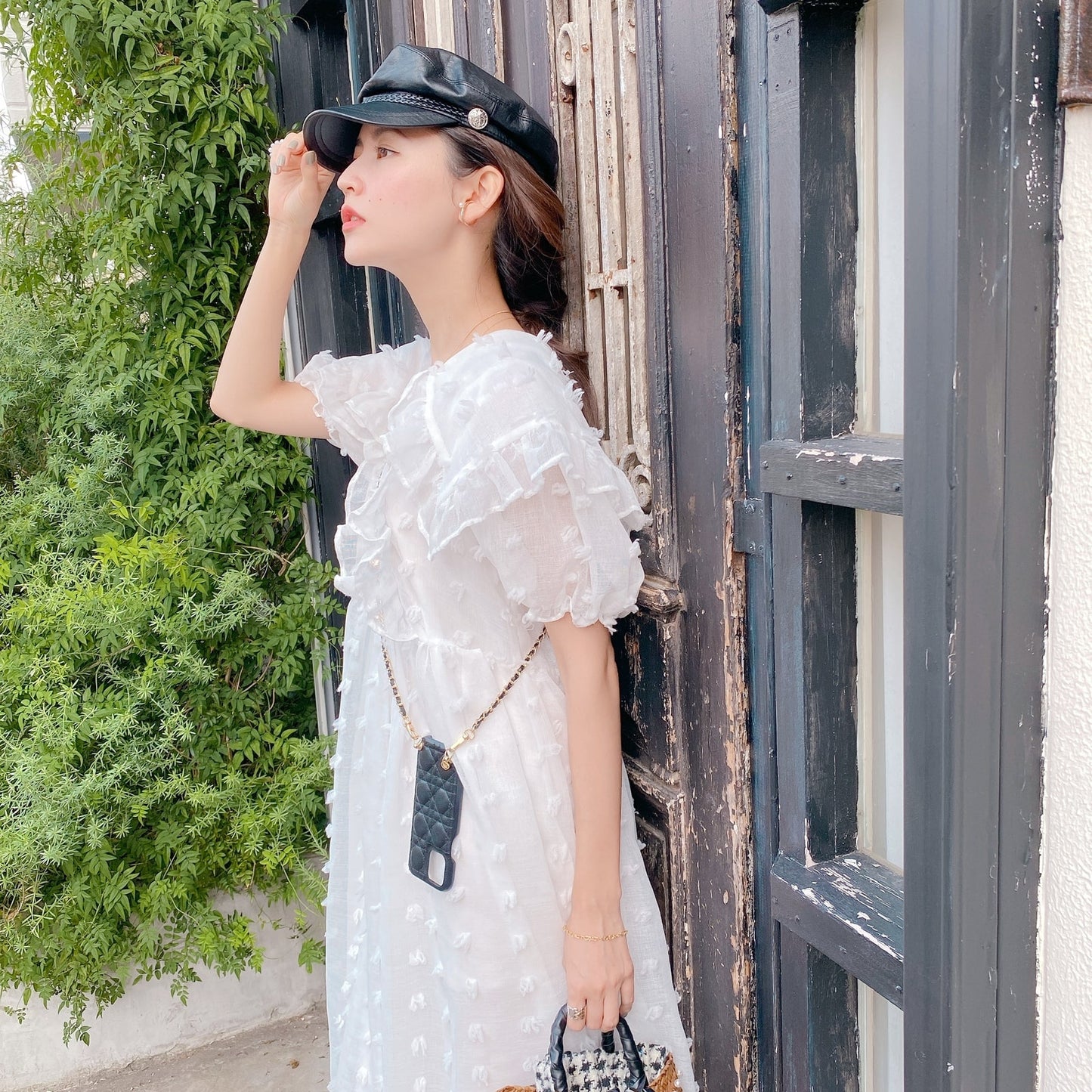 チェーンスマホケース Lady Chic