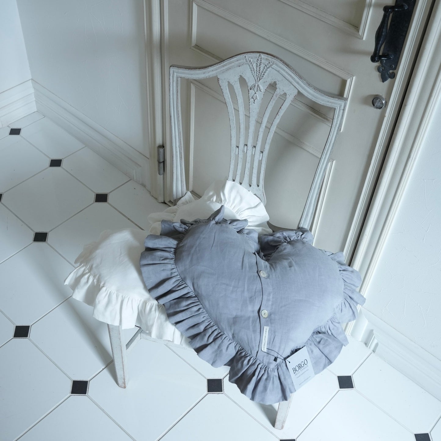 Borgo delle tovaglie ハートクッション