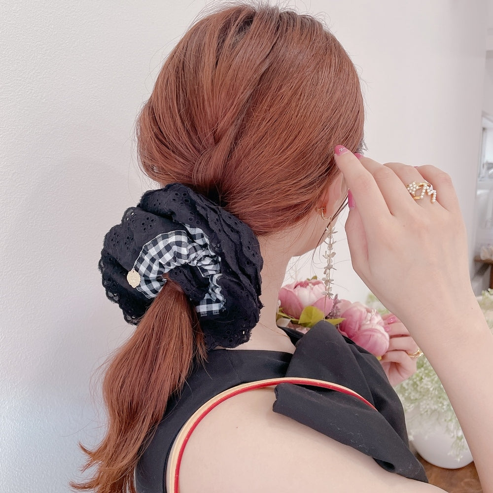 シュシュ Embroidery Lace