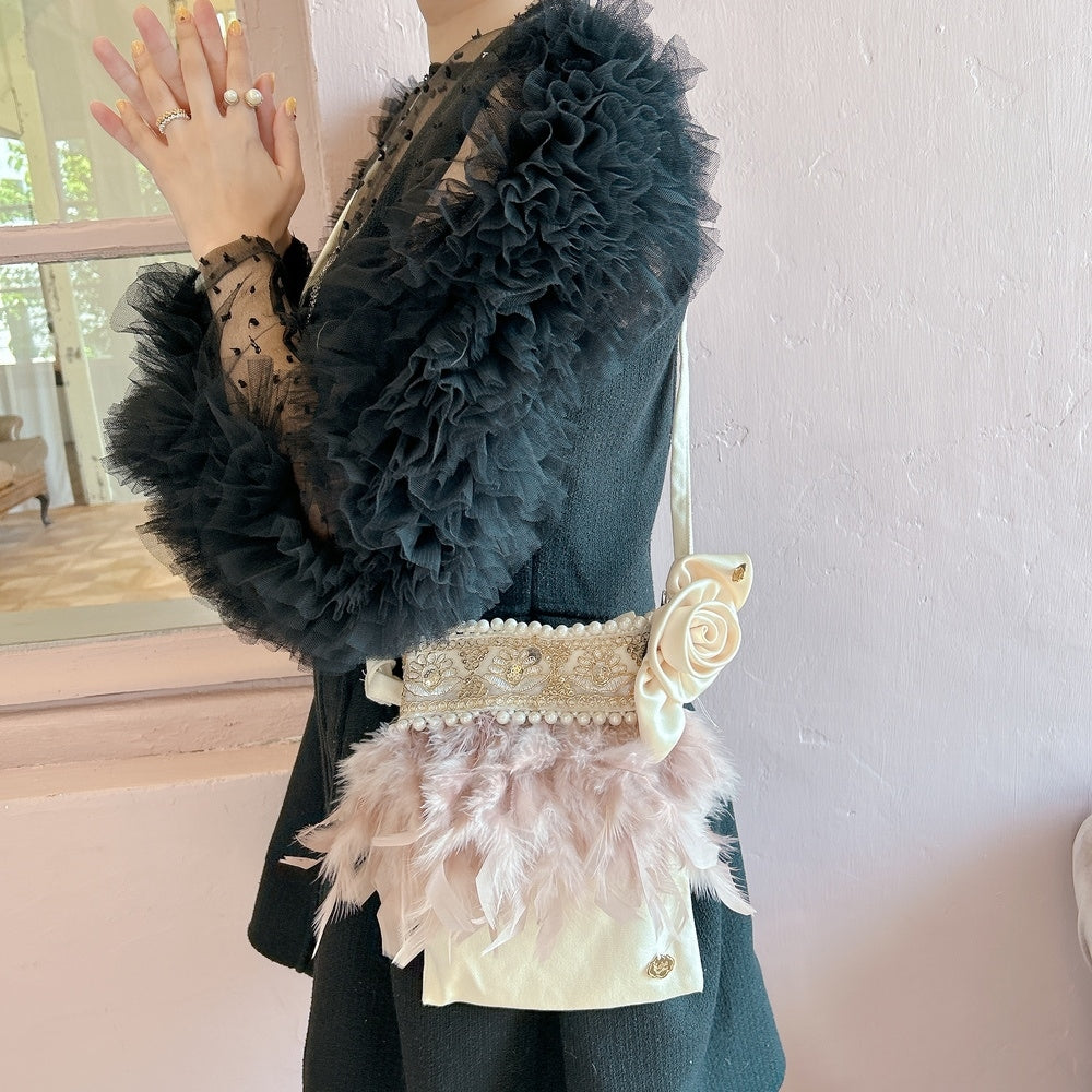 ミニサコッシュ Wintry Meghan アイボリー＆ホワイト