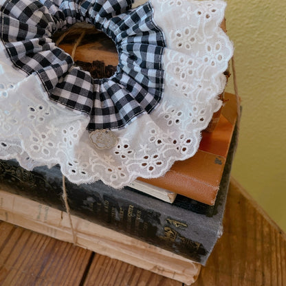 シュシュ Embroidery Lace