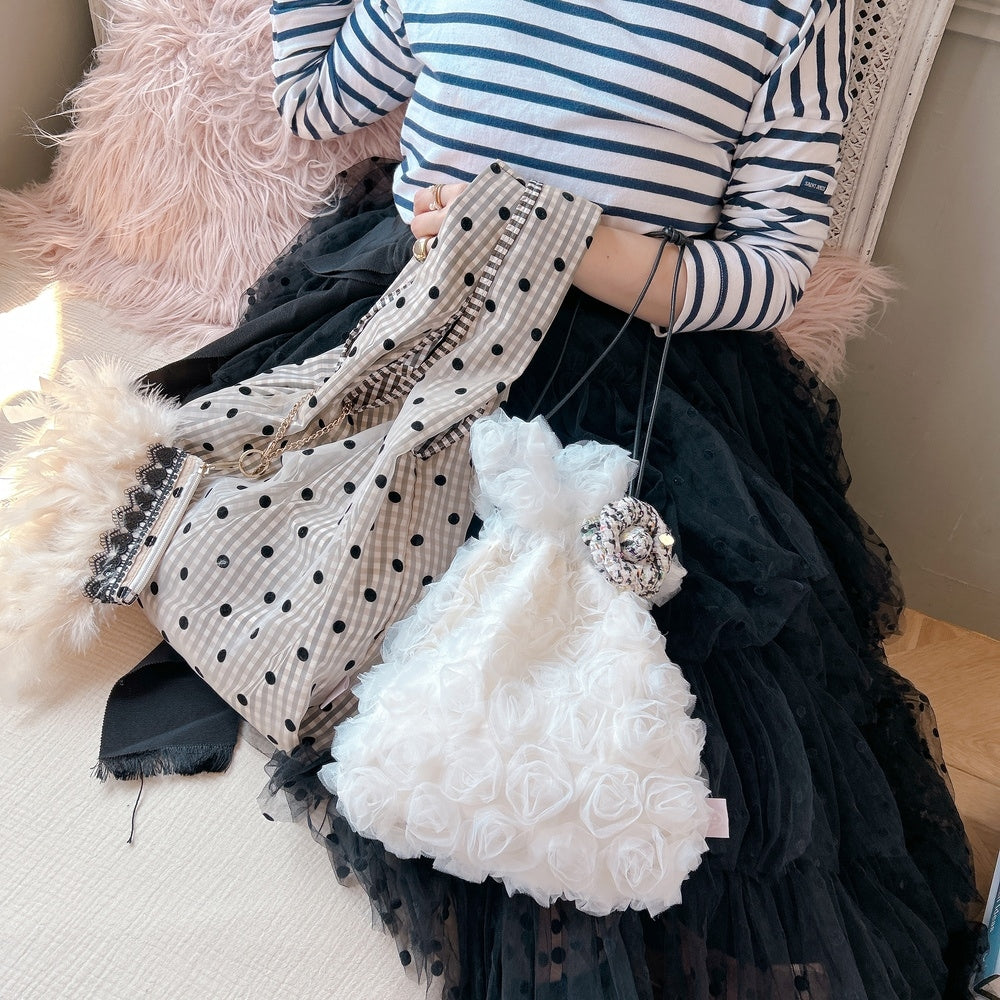 ブローチ Tweedy Emma