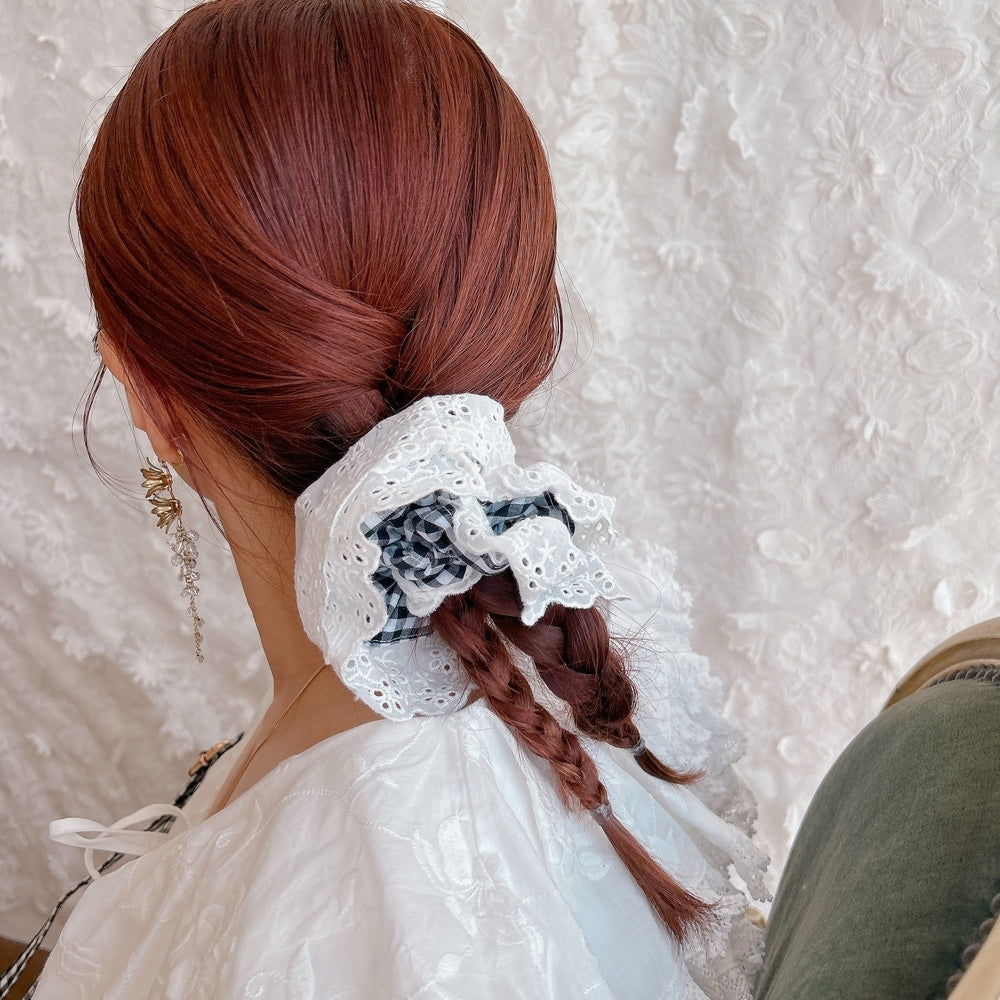 シュシュ Embroidery Lace