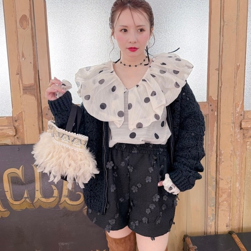 Noir Daisyチョーカー