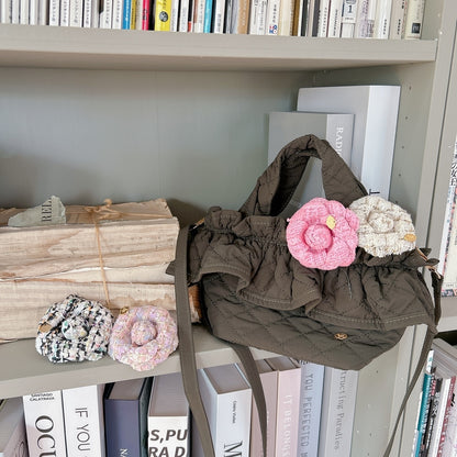 ブローチ Tweedy Emma