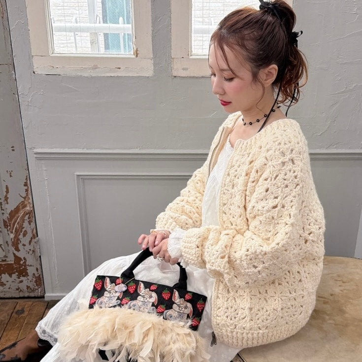 Noir Daisyチョーカー