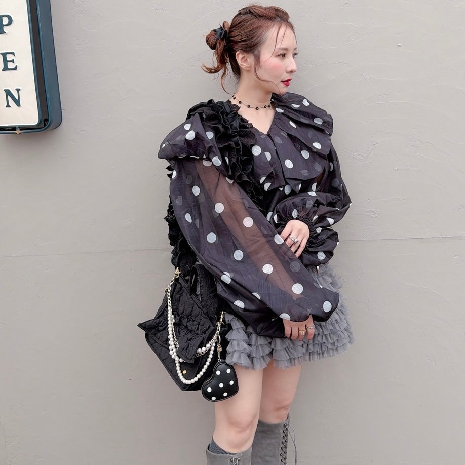 Noir Daisyチョーカー