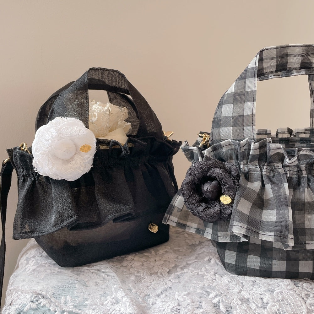 ブローチ Lacy Emma