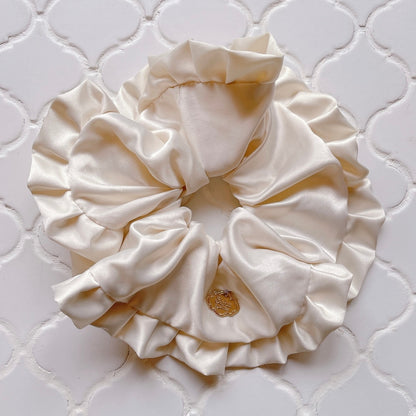 サテンフリルシュシュ Juliette