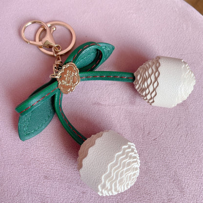 チャーム Cherry Charmant