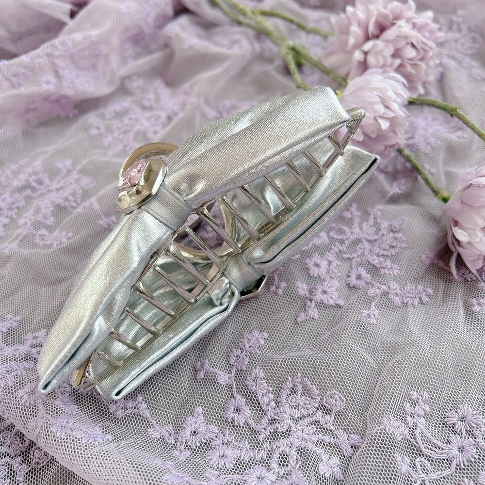 Galaxy Ribbon Clip
