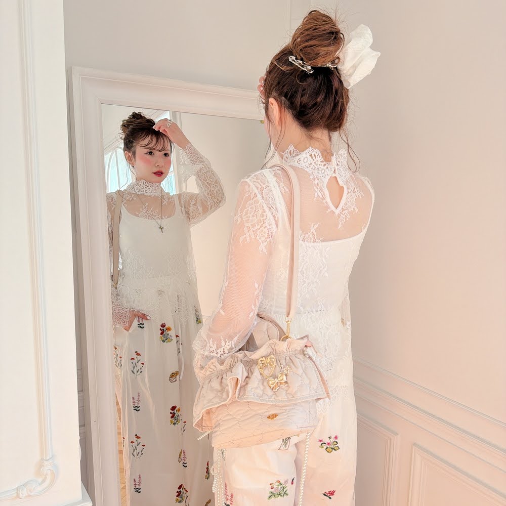 ★Royal Veilトップス